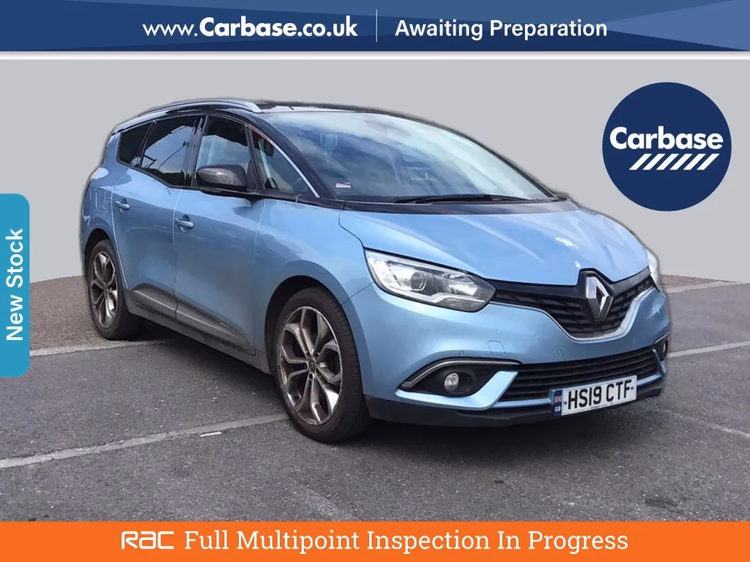 What does a Renault service plan cover?