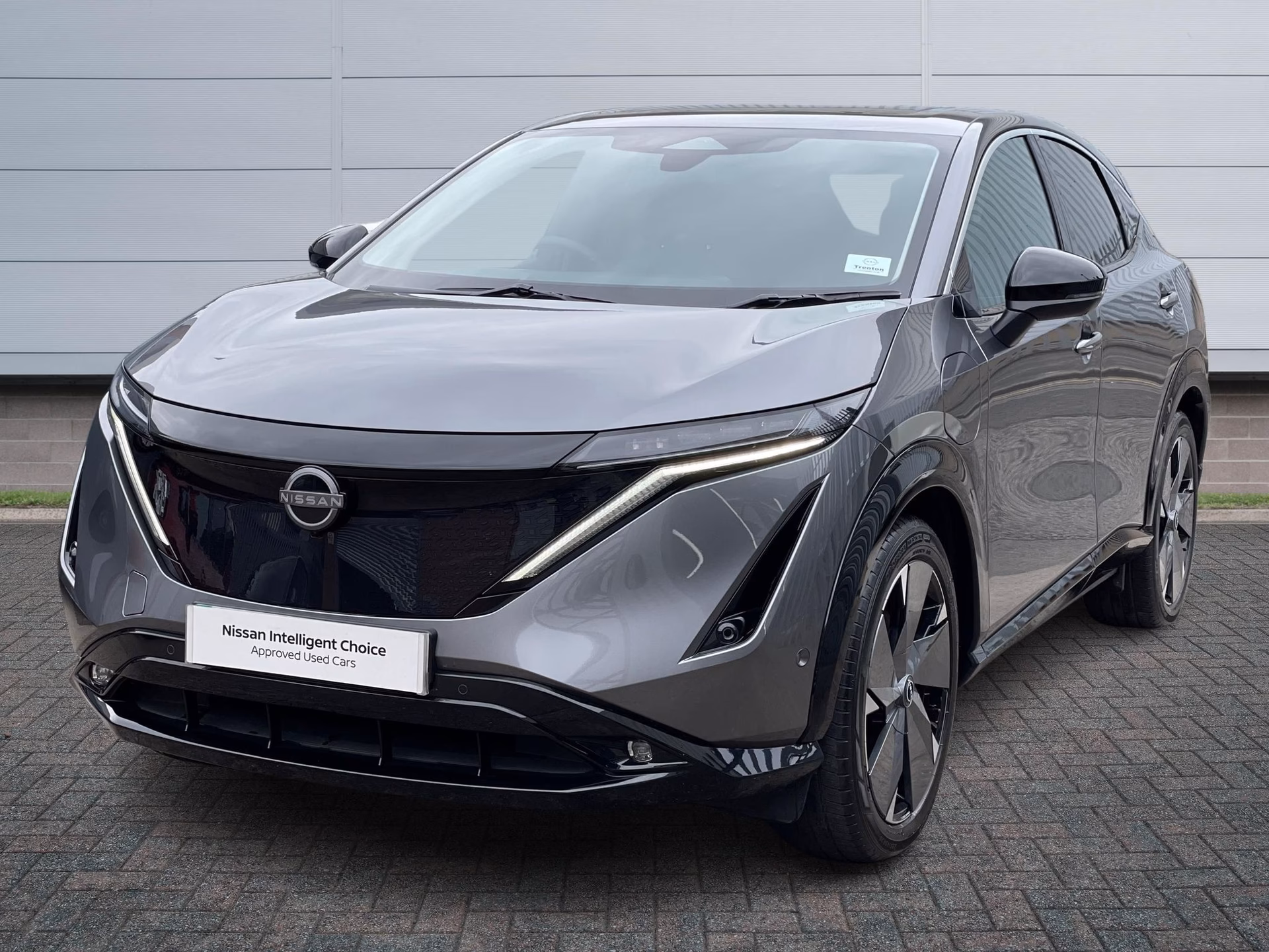Who are Trenton Nissan dealers?