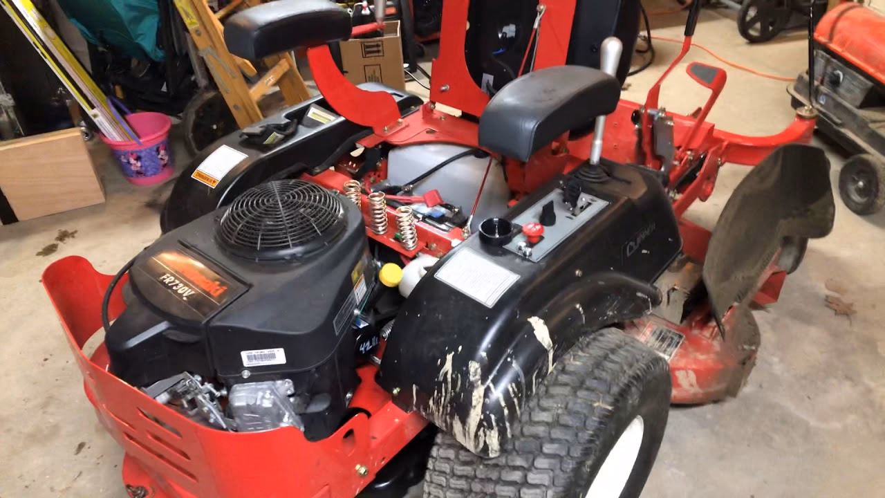 How do you replace a oil filter on a country Clipper?