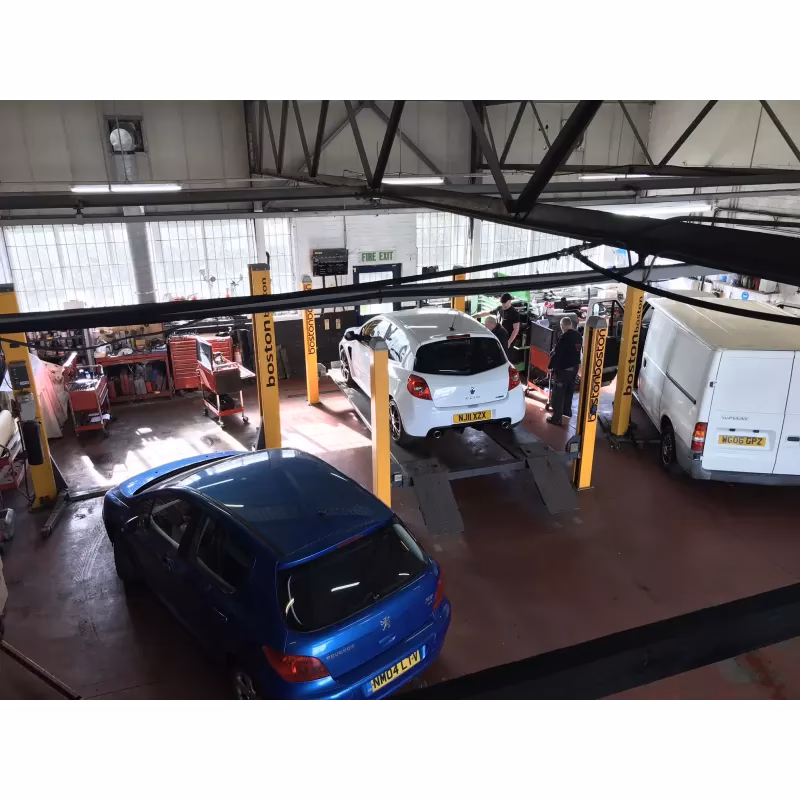 Where can I find a quality car repair garage in Cramlington?