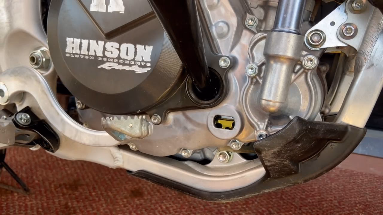 How often should a CRF450RX be replaced?
