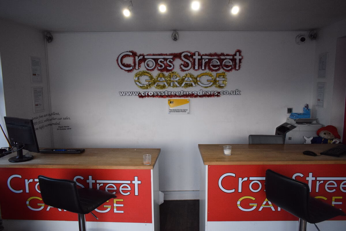 Where is Cross Street Garage Swindon?