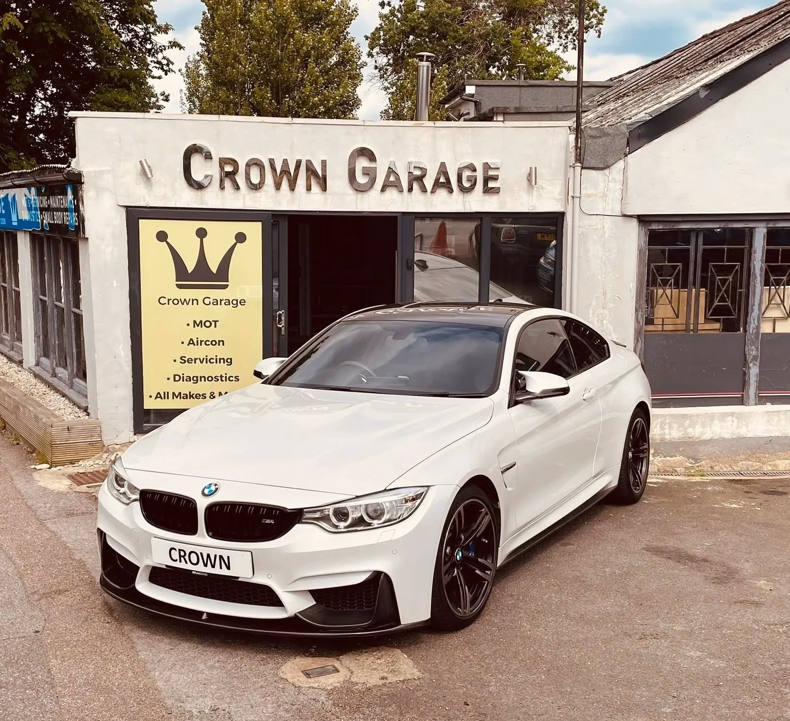 Does Crown Garage offer Mot services?