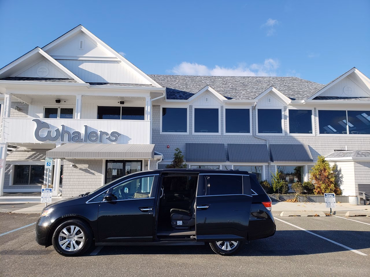 Where is David Brothers car sales based?