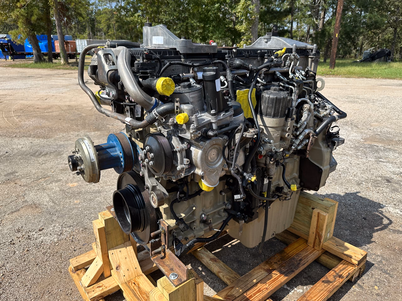 What is a DD13 engine?