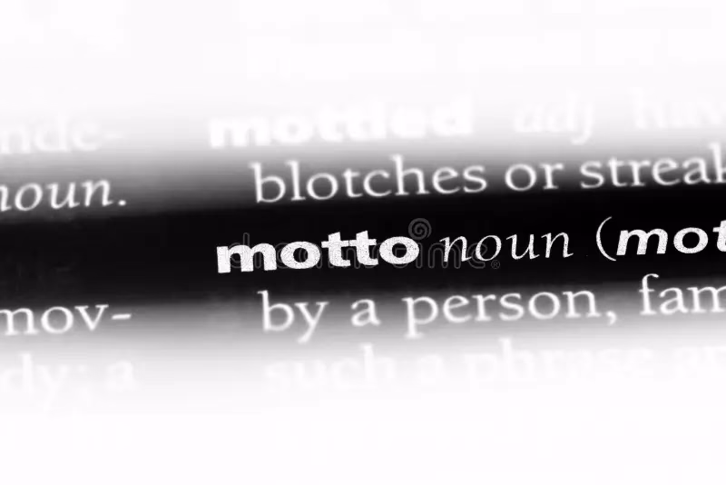 Quelle est la définition du mot 'Motto' ?