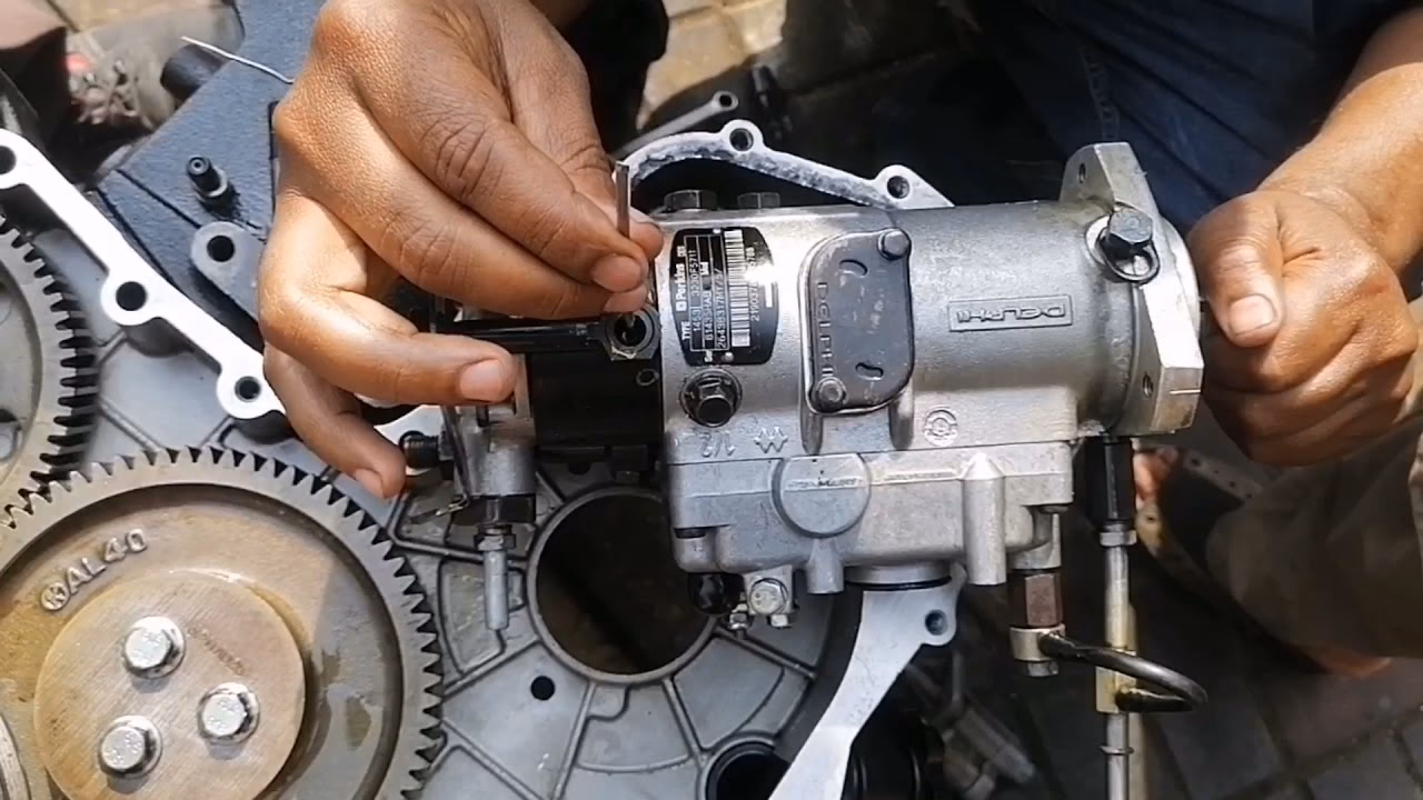 How do you install a fuel injection pump on a Delphi dp210?