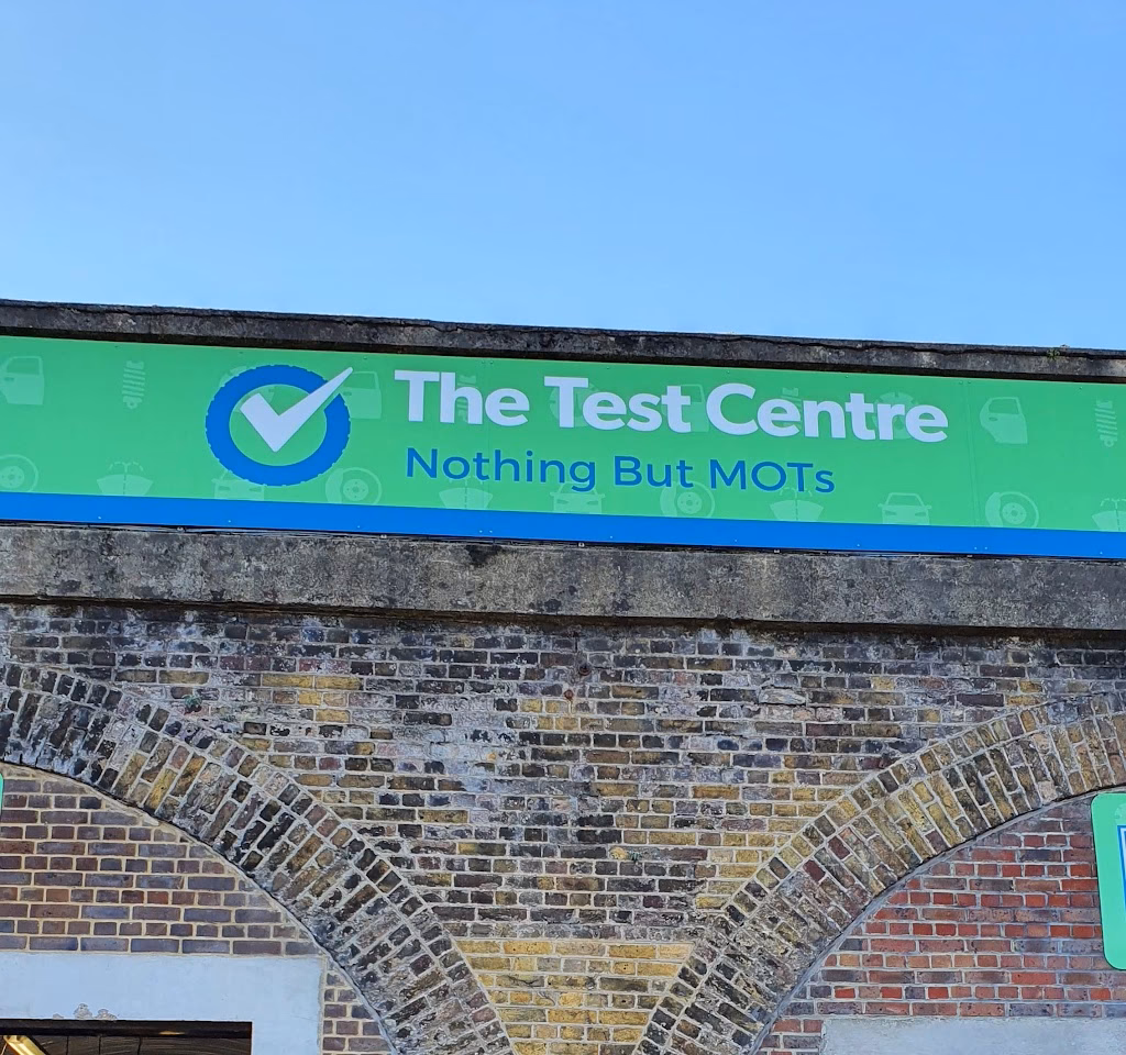 Where is Deptford railway station?