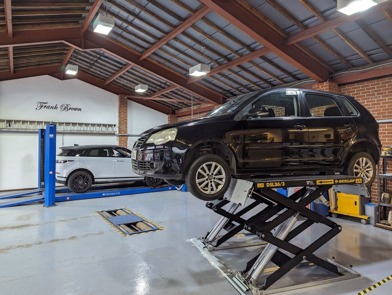 Where can I find the best garage services in Derby?