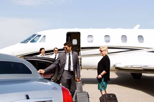 How do I contact Diamond executive cars?