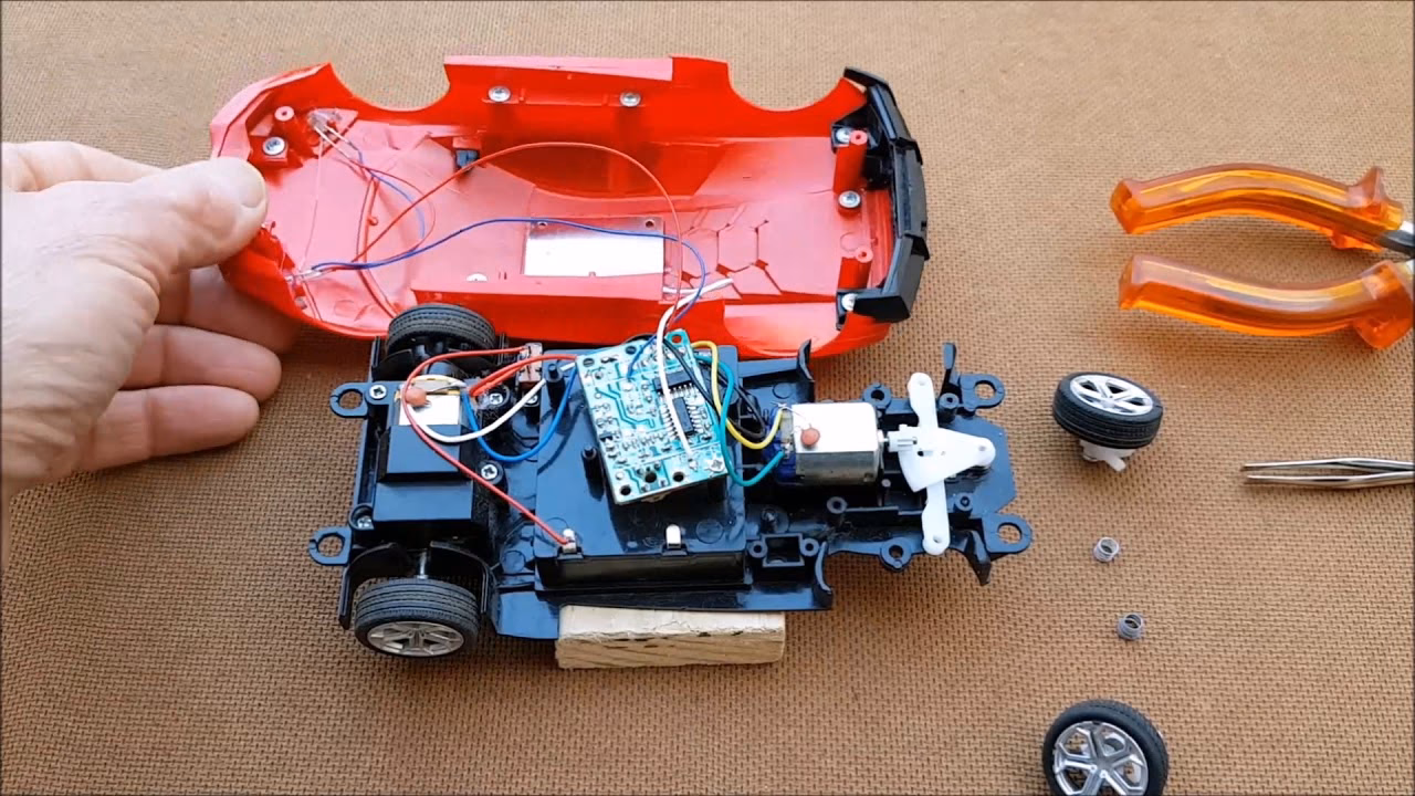 What is diecast car restoration?