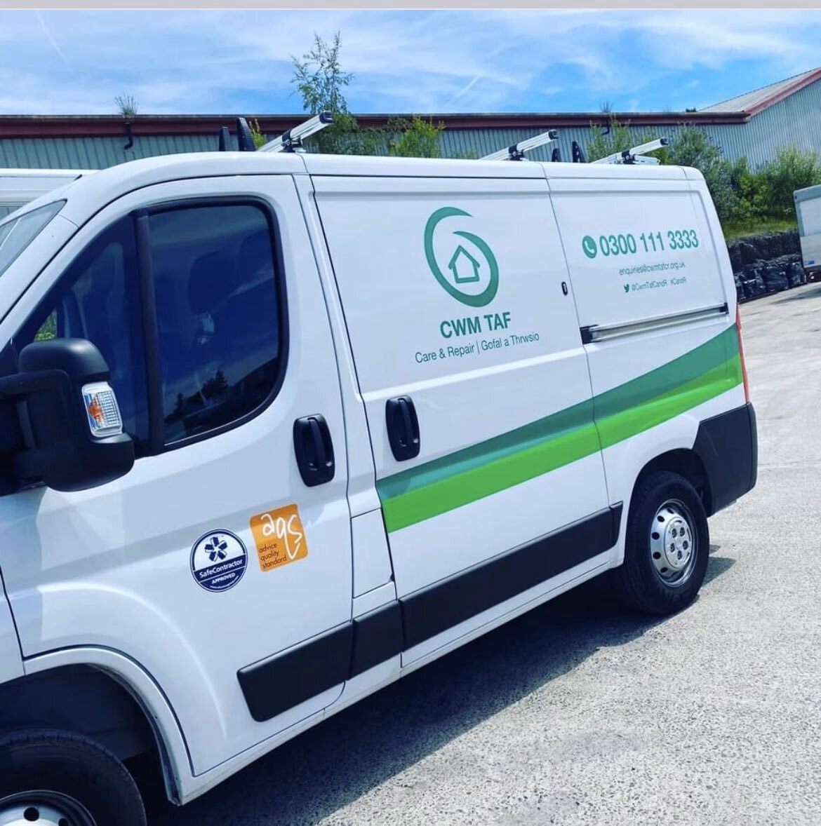 What services are available for people with physical disabilities?