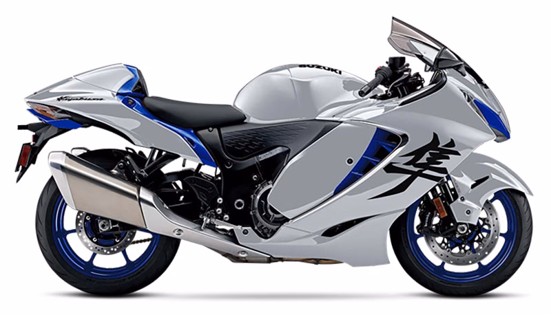 What technological advancements did Suzuki make with the Hayabusa?