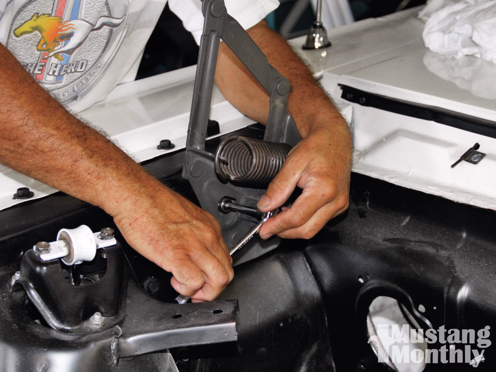 What happens if a bonnet can't be opened?