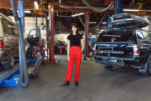 Do members of Congress fly free?