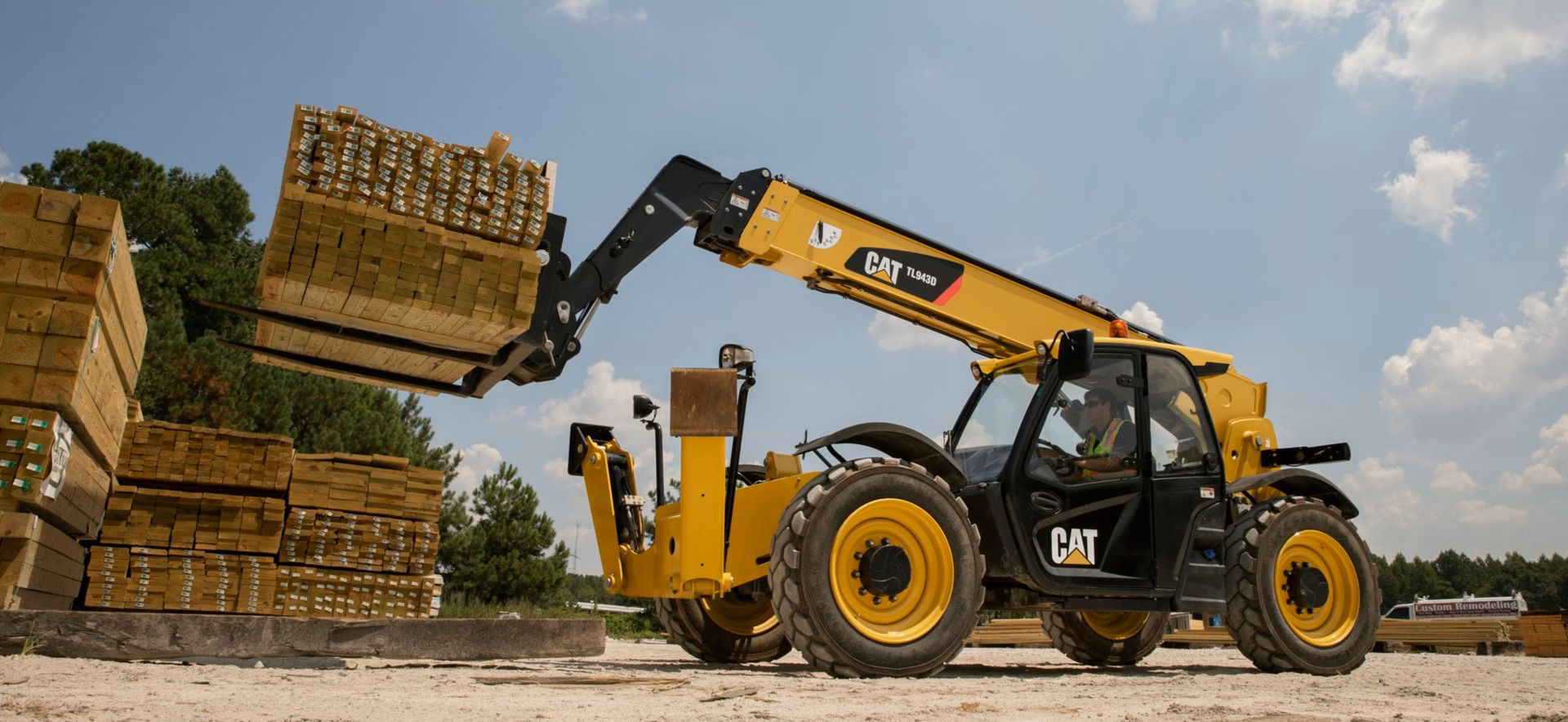 What is a cat telehandler?