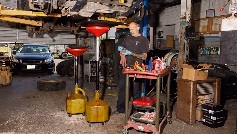 Do you need a licence to repair a car?