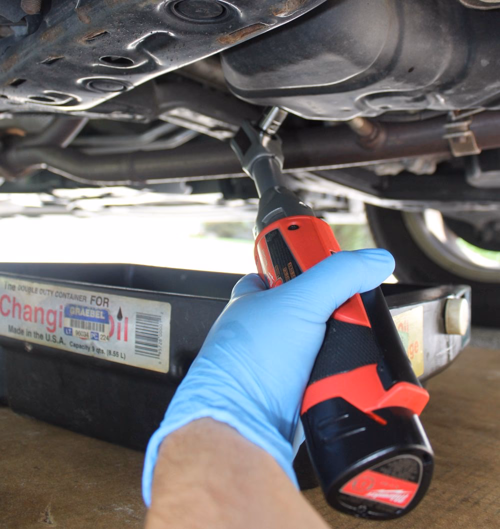 Should you tip a mechanic after a service?
