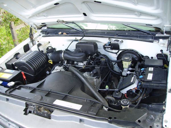 Which Chevy models have EFI?