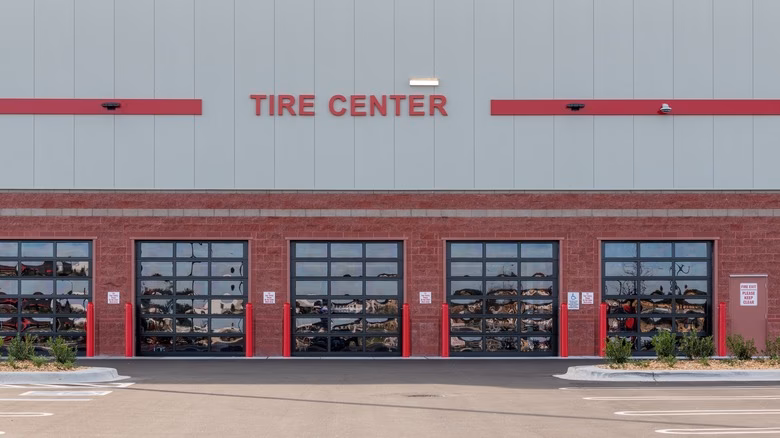 How do I schedule an oil change at Costco?