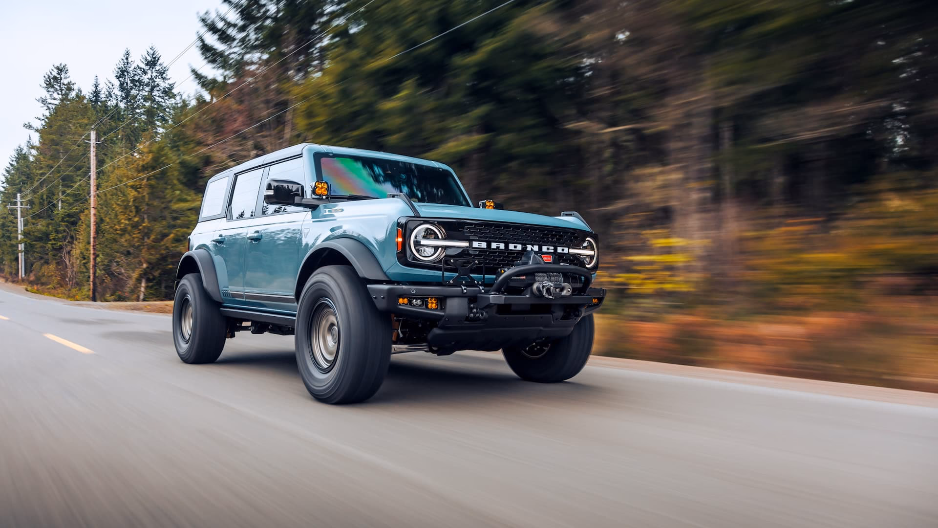 What is Ford Intelligent 4WD?