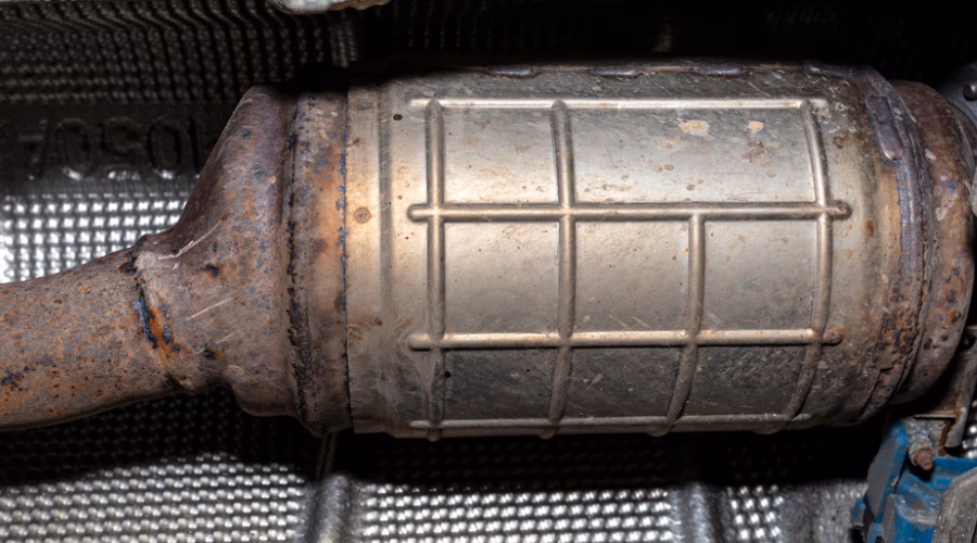 Can a DPF deep clean prevent a complete filter replacement?
