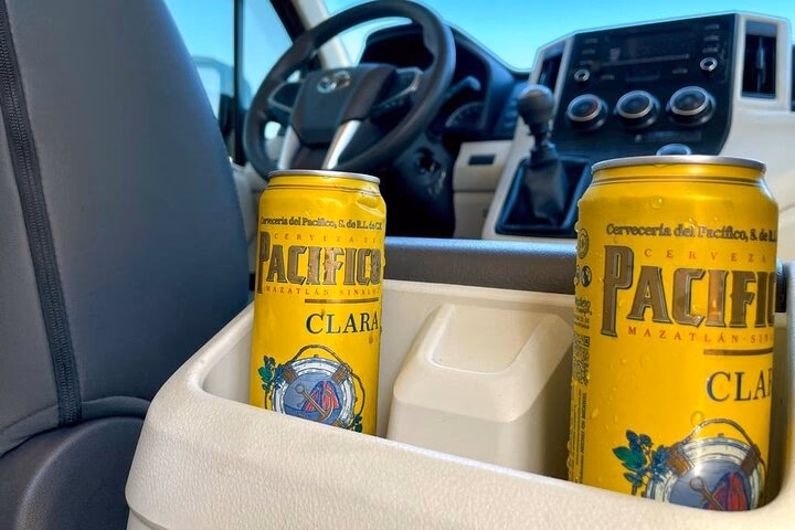 Do first class passengers get free food & drink?