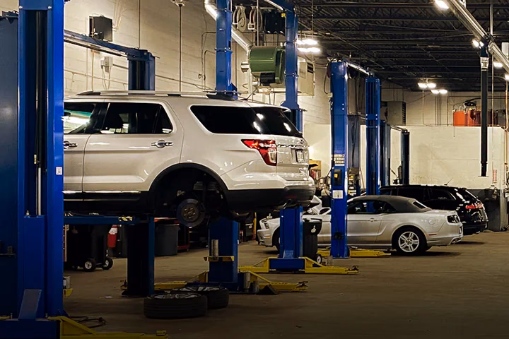 Why should you visit Drum Hill Ford Service Center?