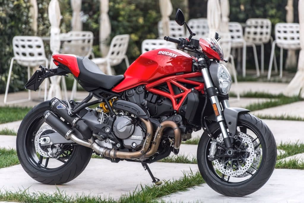 What is the 2015 Ducati Monster 821 service manual?
