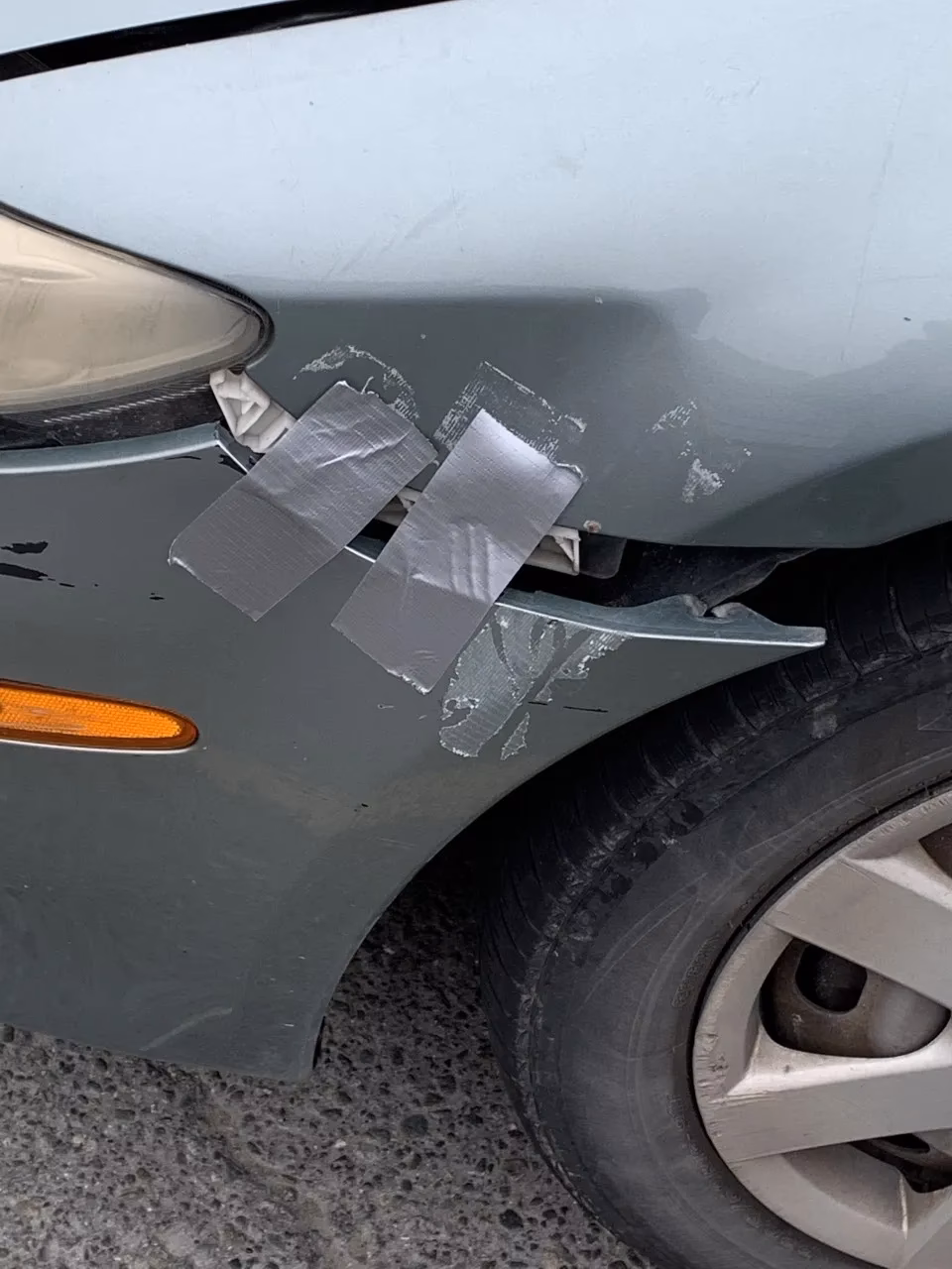 Can duct tape fix a car?