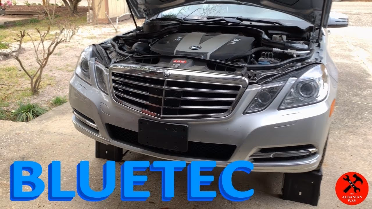 What's in a Blau Mercedes E250 oil change kit?