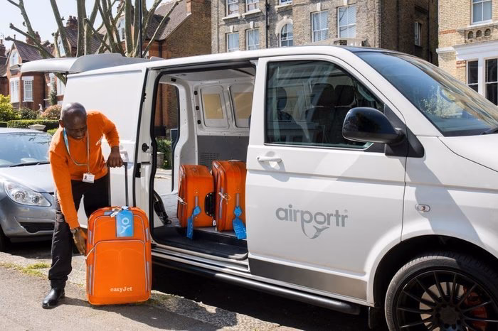 Who will oversee all online car hire services for easyJet?