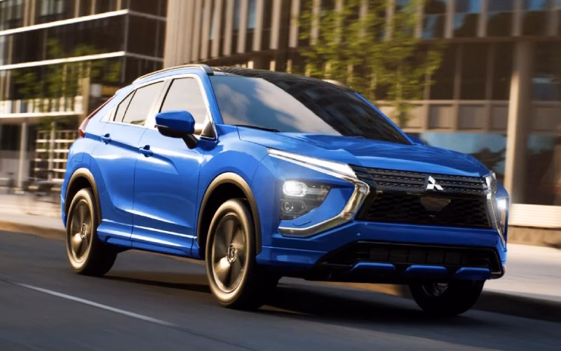 Who is eclipse breaks?