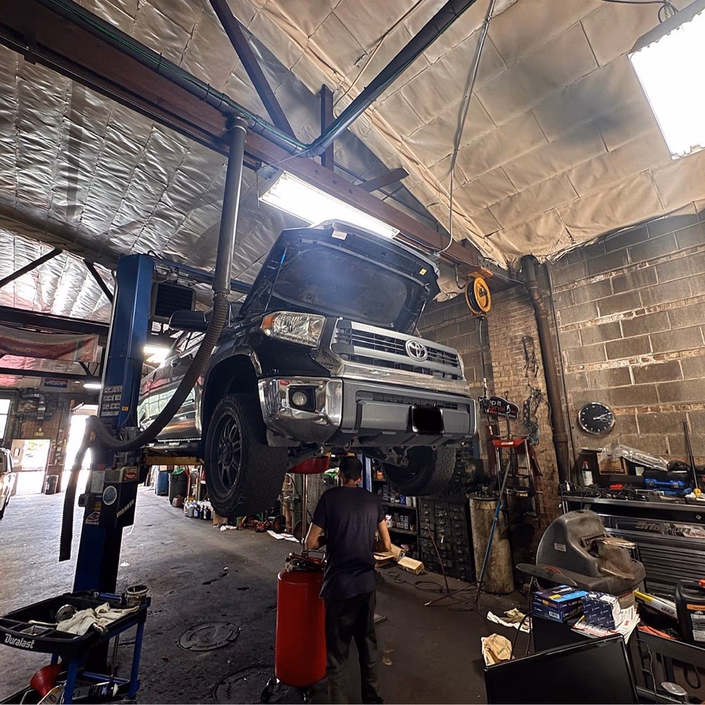 Who owns Edgewater Motors?