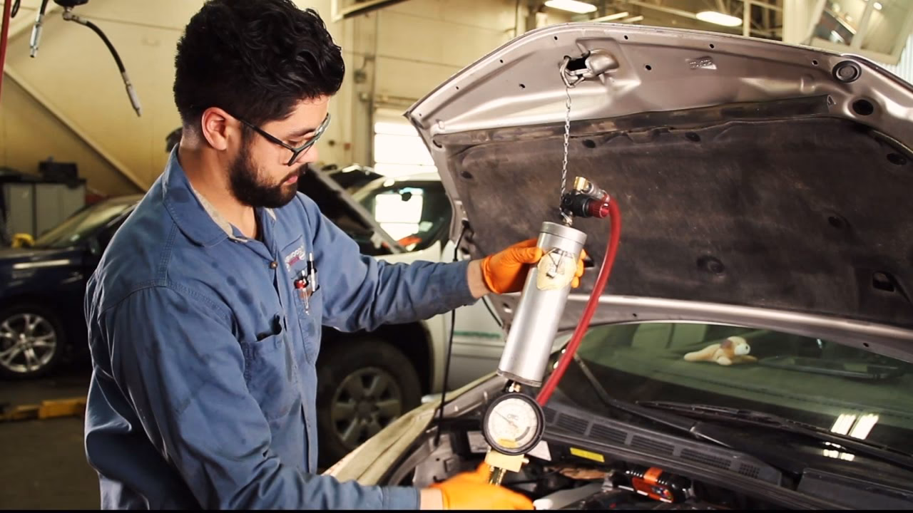 What is an EFI service at Lismore automotive service?