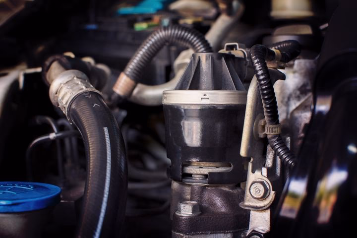 How does EGR cleaning work?