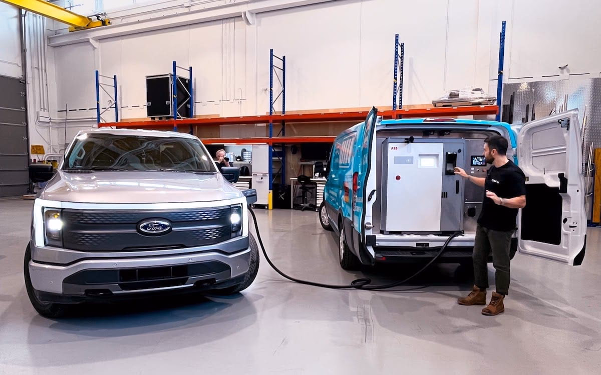 What is sparkcharge mobile EV charging?