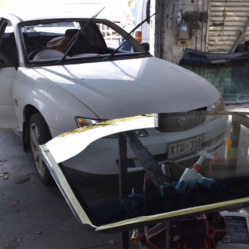 Can Adelaide Autoglass fix a broken windscreen?