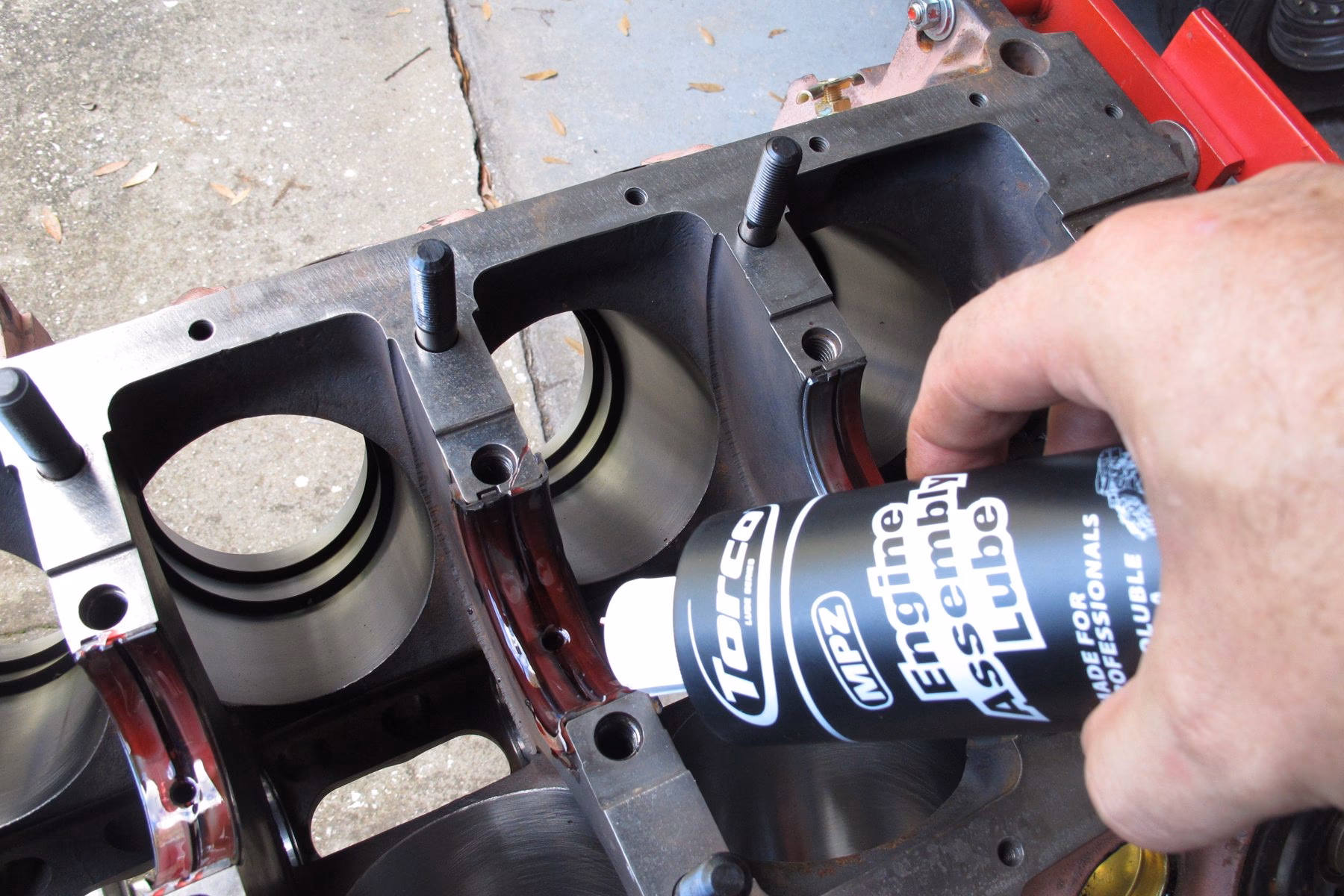 What kind of oil should I use to lube my engine?
