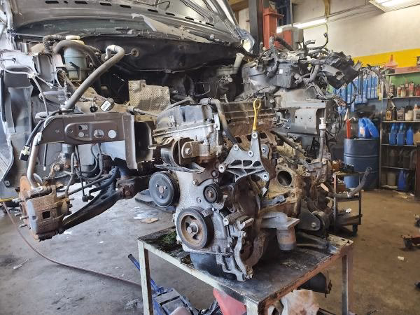 Who is Scarborough Engine & Machine?