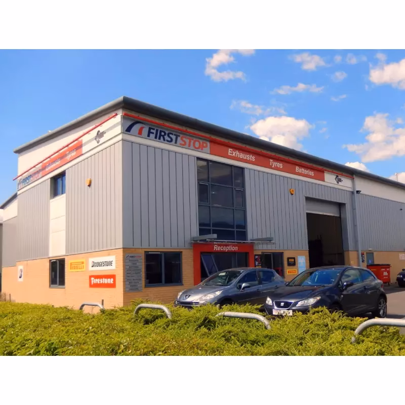 Where is ETB Autocentres - tyres & Mot - Cheltenham?