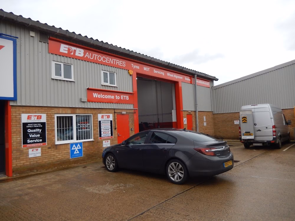 Who are ETB Autocentres Chippenham?
