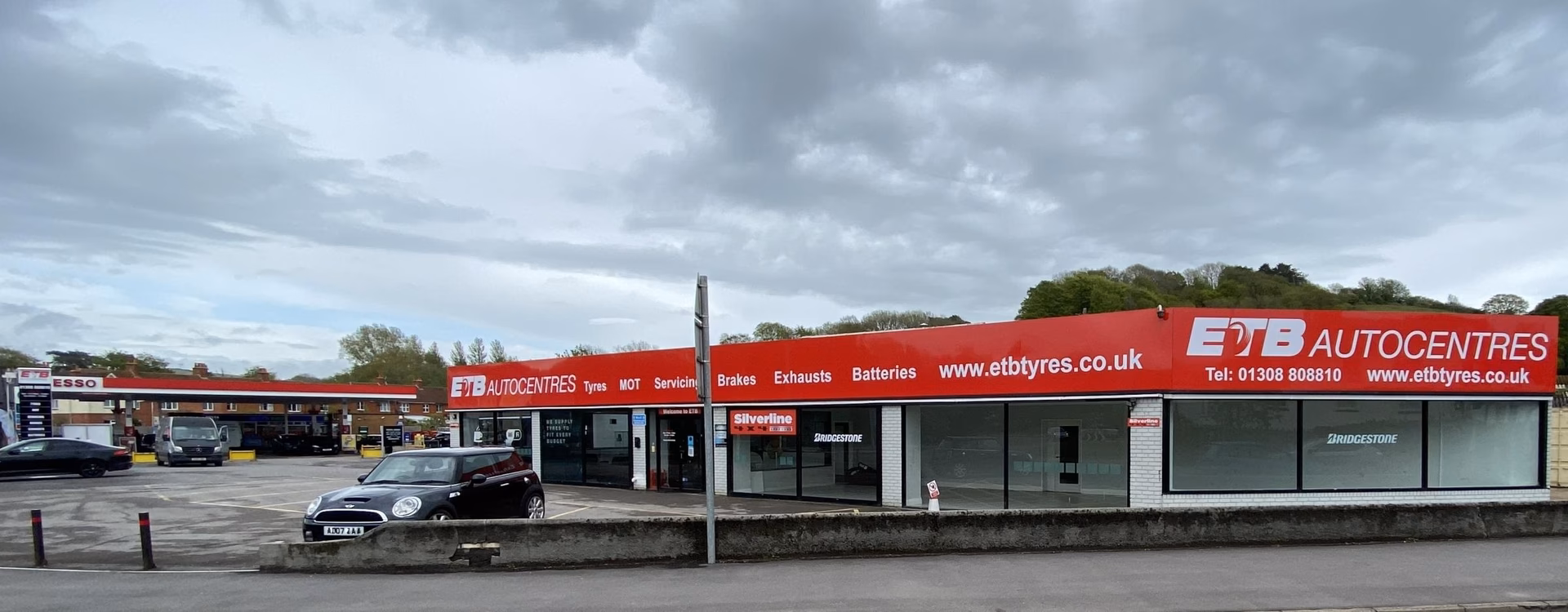Who are ETB Autocentres Newport?