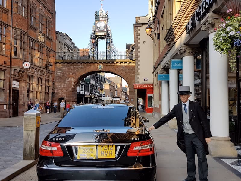 Does Europcar pay for a full tank?