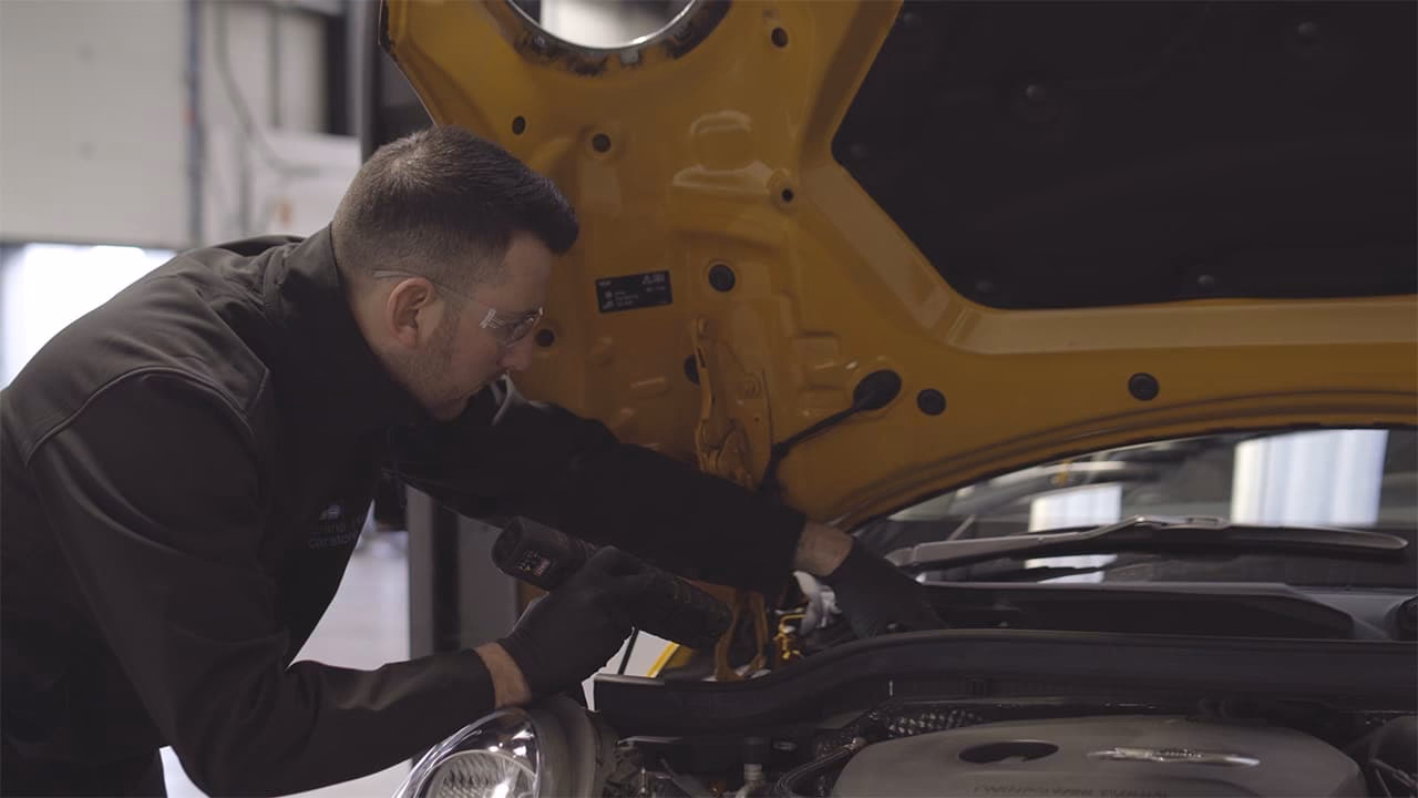 Does Evans Halshaw Ford offer a service plan?