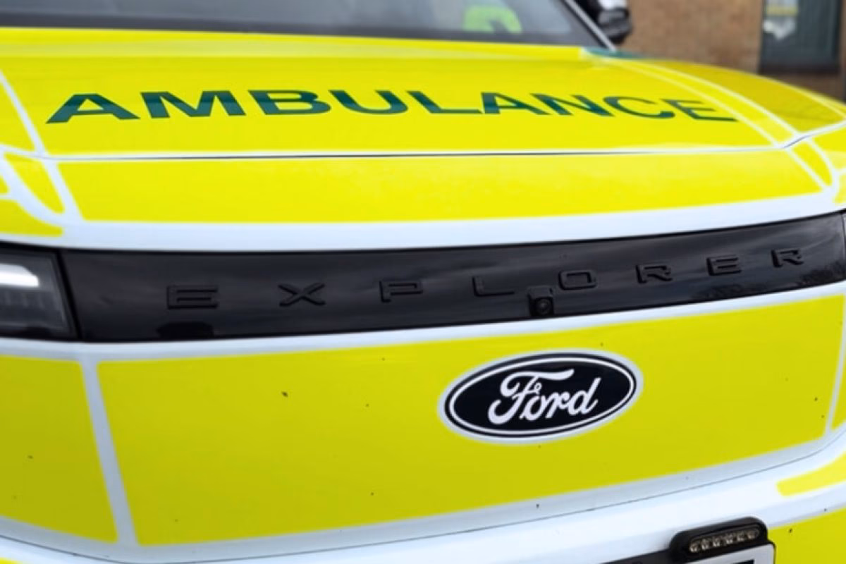 What services does north east part exchange centre offer?