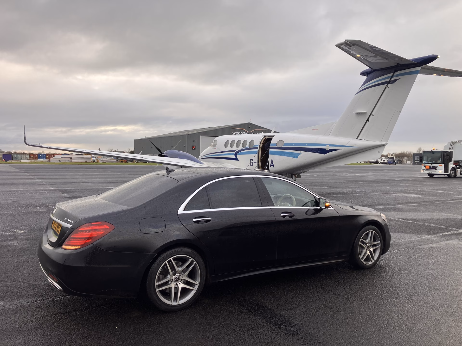 Why should you hire an executive car in Belfast?