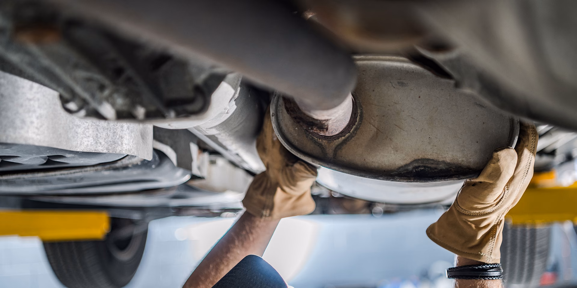 Who is dipstick's Tyres & Exhausts?