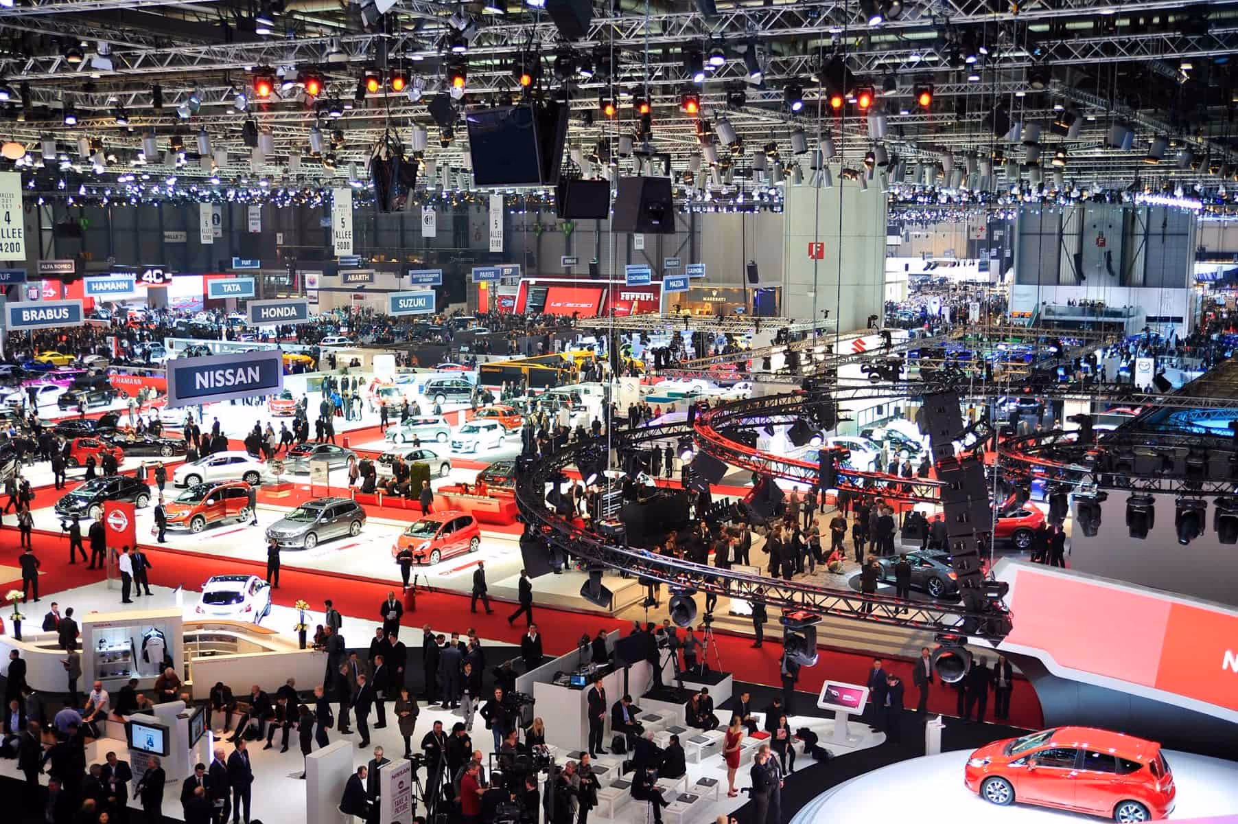 When is the UK garage & bodyshop event?