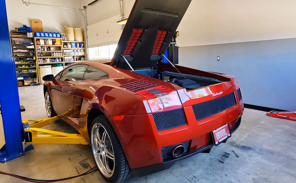 Where is Lamborghini Dallas located?